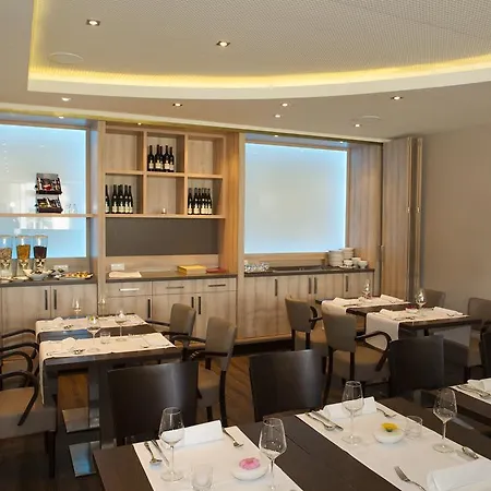 Restaurant Verst Hotel 3*