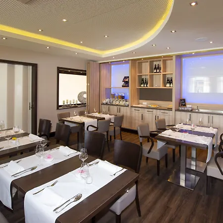 Restaurant Verst Hotel 3*