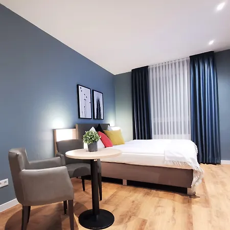 沃斯特餐厅酒店 格罗瑙