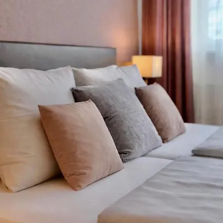 沃斯特餐厅酒店 酒店